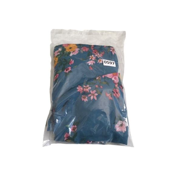 Torrid Top Womens 2 2X Blue Floral Crinkle Gauze Lace Trim Cold Shoulder Blouse - Picture 12 of 12